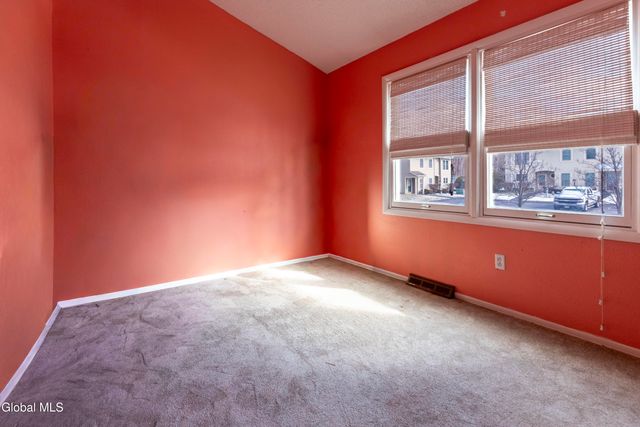 1 Freemans Way, Halfmoon, NY 12065