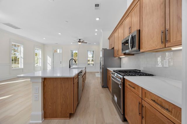 976 Farrow Pkwy Unit D, Myrtle Beach, SC 29577