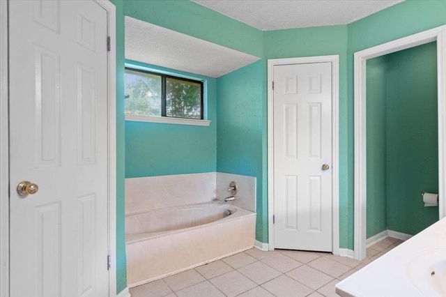 406 Willow Wood DR, Pflugerville, TX 78660