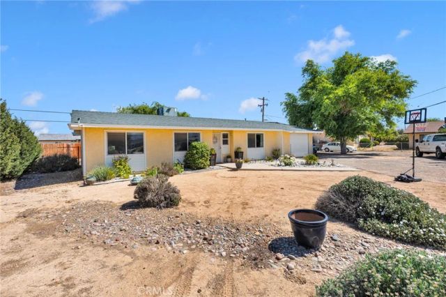 21110 Multnomah, Apple Valley, CA 92308
