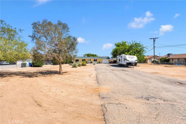 21110 Multnomah, Apple Valley, CA 92308