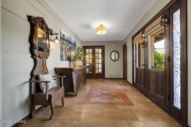 7000 N Paloma Drive, Tucson, AZ 85704