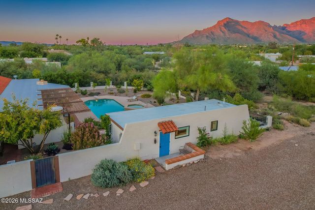 7000 N Paloma Drive, Tucson, AZ 85704