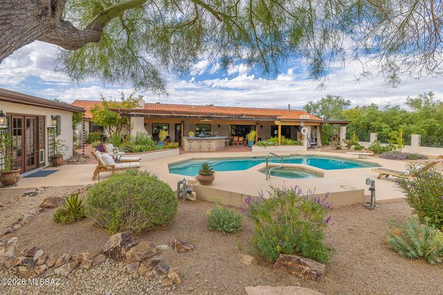 7000 N Paloma Drive, Tucson, AZ 85704