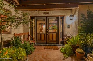 7000 N Paloma Drive, Tucson, AZ 85704