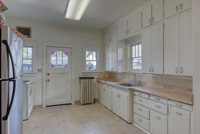 2612 W Gardner Ave, Spokane, WA 99201