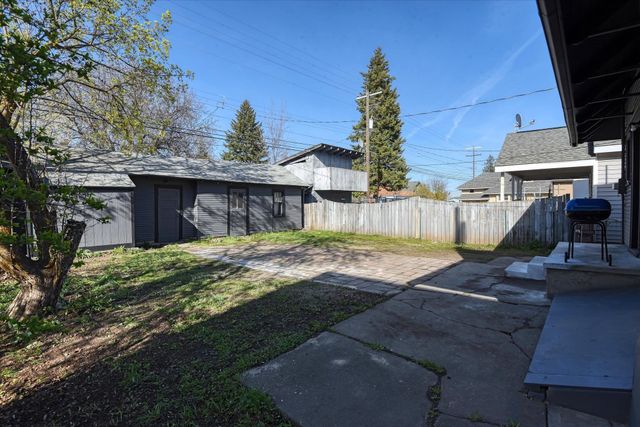 2612 W Gardner Ave, Spokane, WA 99201