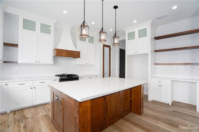 5305 Addison Lane, Weslaco, TX 78599