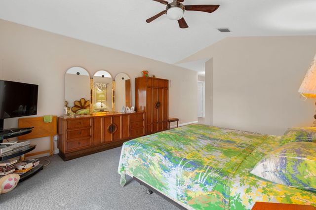 132 Kings Way, Royal Palm Beach, FL 33411