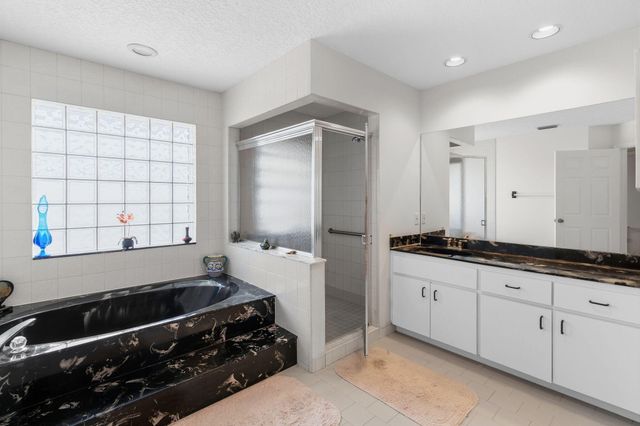 132 Kings Way, Royal Palm Beach, FL 33411