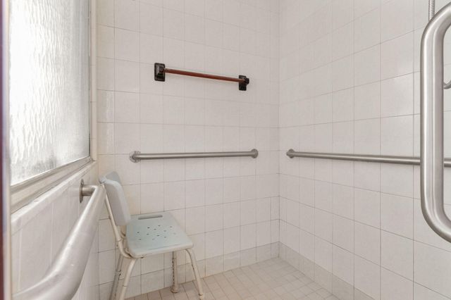 132 Kings Way, Royal Palm Beach, FL 33411