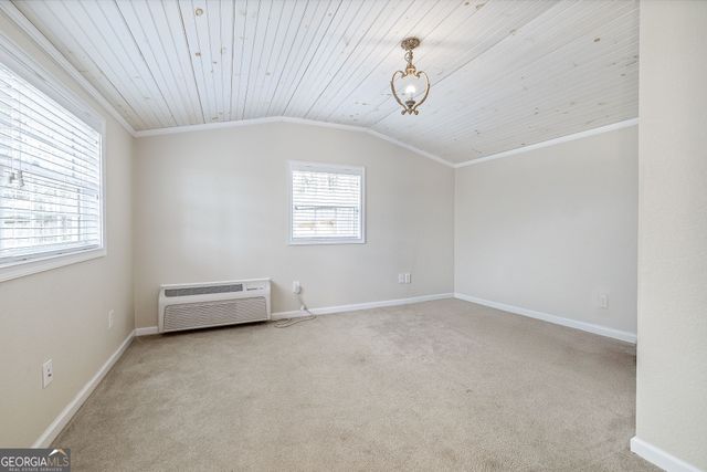 231 E Morgan Street, Clarkesville, GA 30523