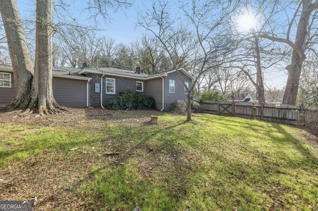 231 E Morgan Street, Clarkesville, GA 30523