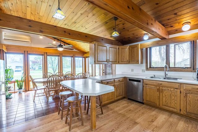 6864 DAIRYLAND LANE, Rudolph, WI 54475