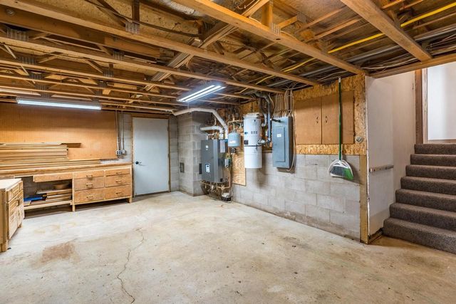 6864 DAIRYLAND LANE, Rudolph, WI 54475