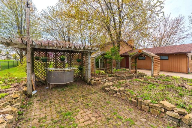 6864 DAIRYLAND LANE, Rudolph, WI 54475