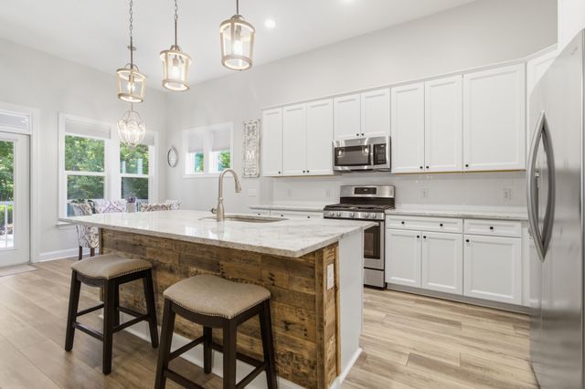 1164 Old Field Drive, Summerville, SC 29483