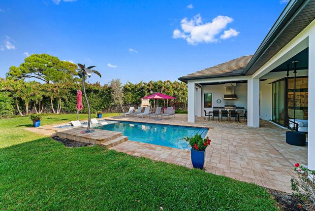 17560 SE Conch Bar Avenue, Jupiter, FL 33469