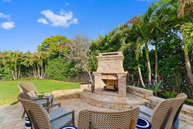 17560 SE Conch Bar Avenue, Jupiter, FL 33469