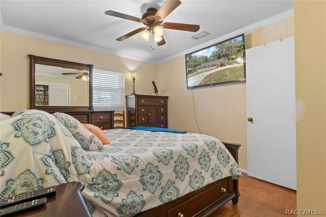 7636 S Four Oaks Drive, Floral City, FL 34436