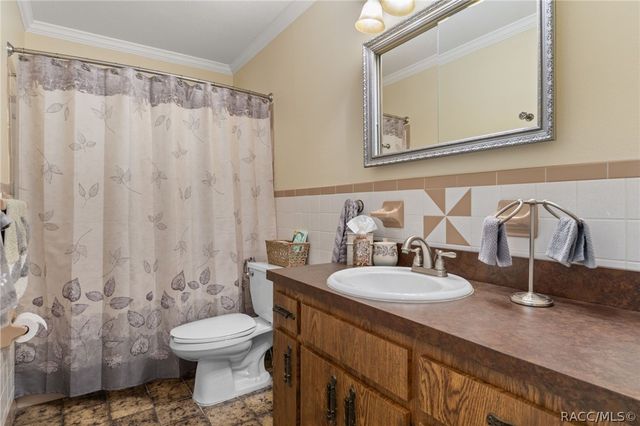 7636 S Four Oaks Drive, Floral City, FL 34436