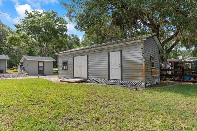 7636 S Four Oaks Drive, Floral City, FL 34436