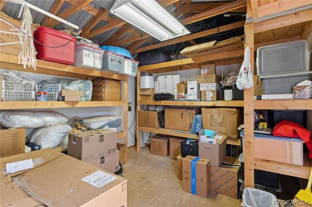 7636 S Four Oaks Drive, Floral City, FL 34436