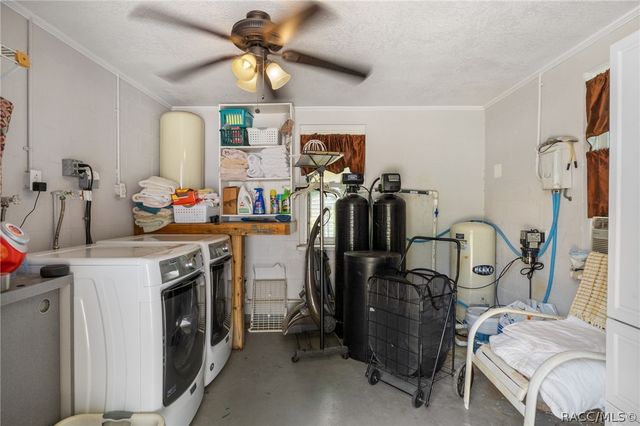 7636 S Four Oaks Drive, Floral City, FL 34436