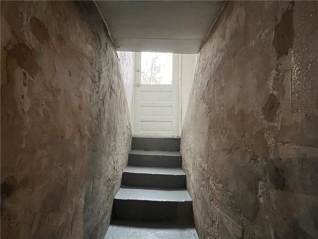 1321 W College Street, Independence, MO 64050