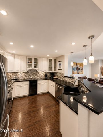 15221 N CLUBGATE Drive 2036, Scottsdale, AZ 85254