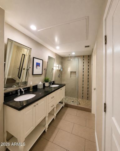 15221 N CLUBGATE Drive 2036, Scottsdale, AZ 85254