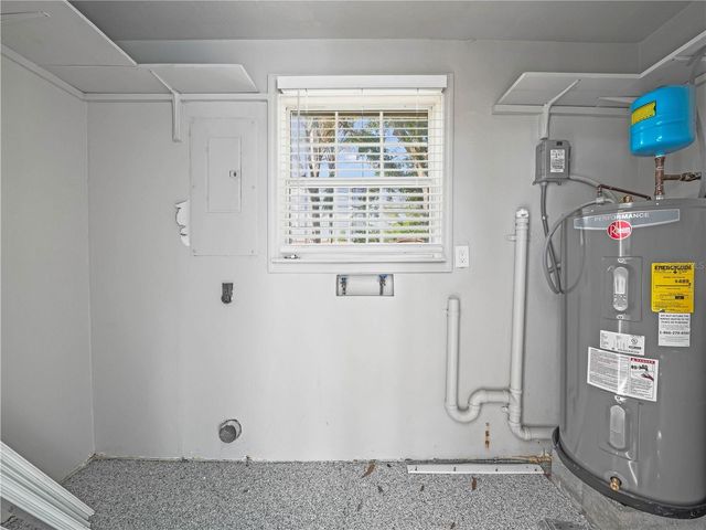 125 80TH AVENUE N, St Petersburg, FL 33702