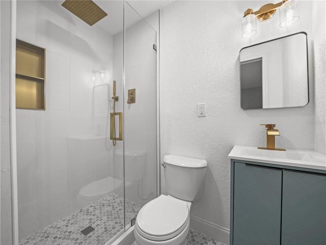 125 80TH AVENUE N, St Petersburg, FL 33702