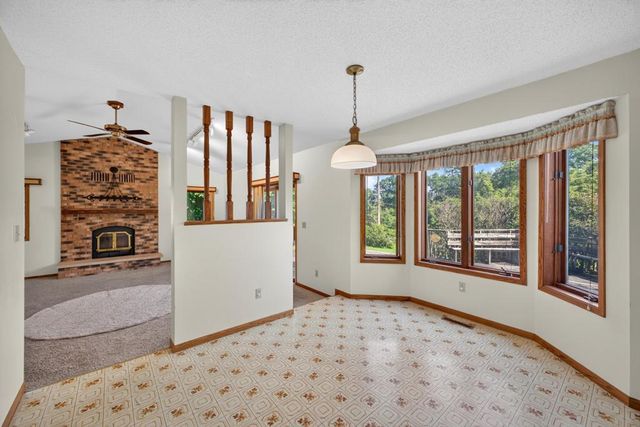 2466 Highview Lane SW, Rochester, MN 55902