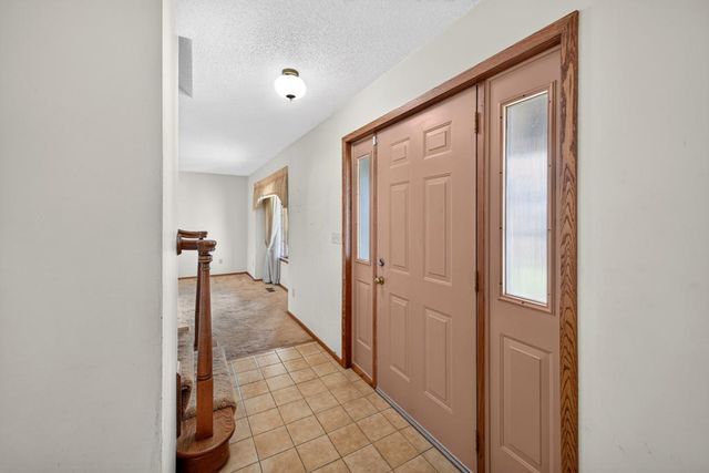 2466 Highview Lane SW, Rochester, MN 55902