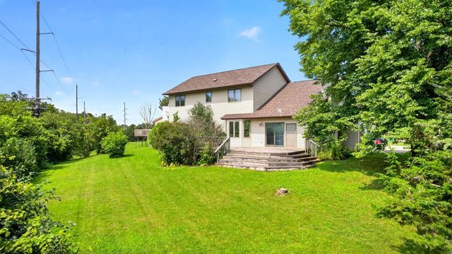 2466 Highview Lane SW, Rochester, MN 55902