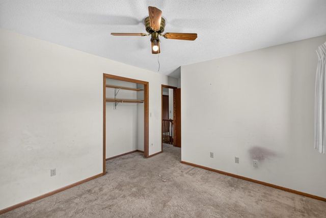 2466 Highview Lane SW, Rochester, MN 55902