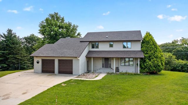2466 Highview Lane SW, Rochester, MN 55902