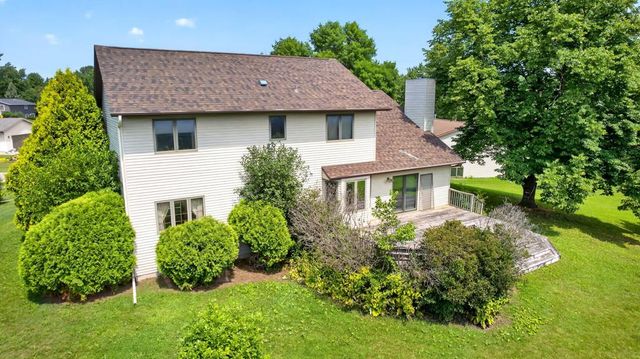 2466 Highview Lane SW, Rochester, MN 55902