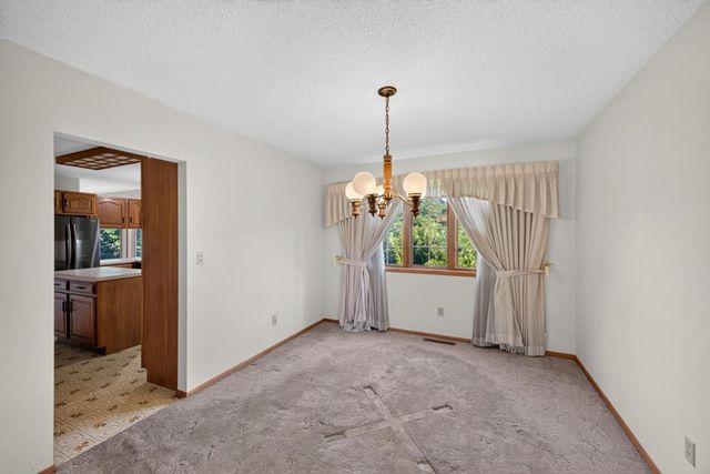2466 Highview Lane SW, Rochester, MN 55902