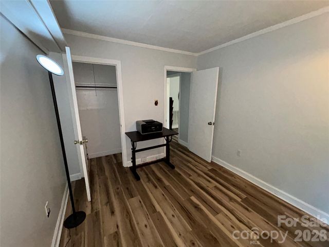110 9th Street, Black Mountain, NC 28711