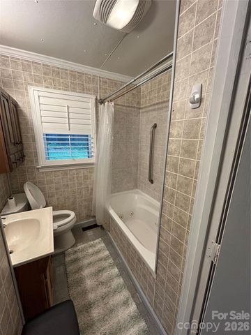110 9th Street, Black Mountain, NC 28711