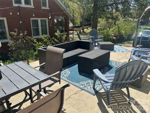 110 9th Street, Black Mountain, NC 28711