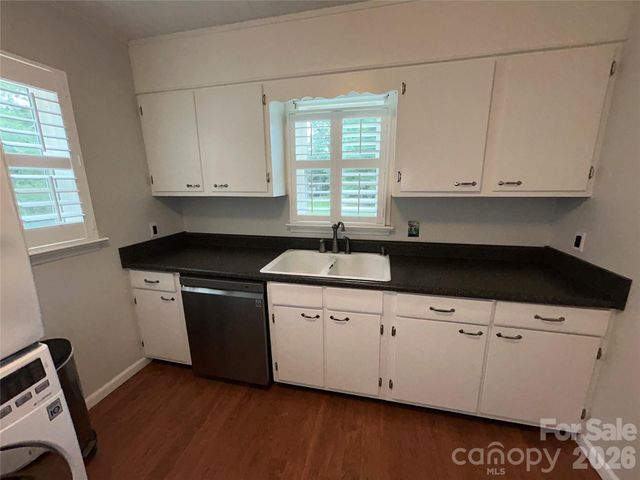 110 9th Street, Black Mountain, NC 28711