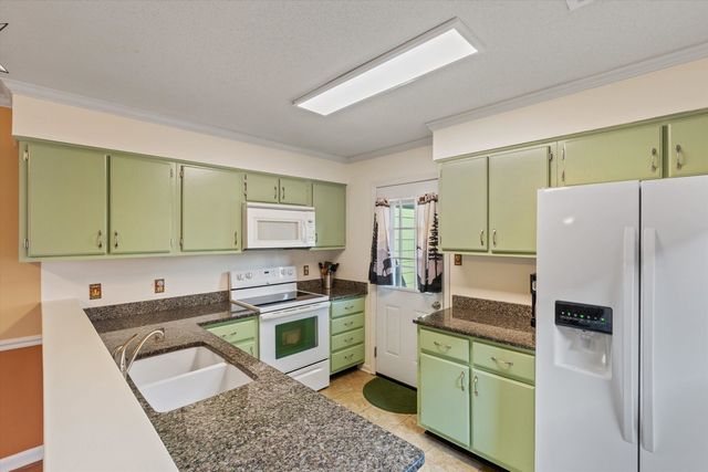 382 BOOTH LN, Collierville, TN 38017