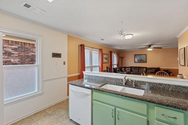 382 BOOTH LN, Collierville, TN 38017