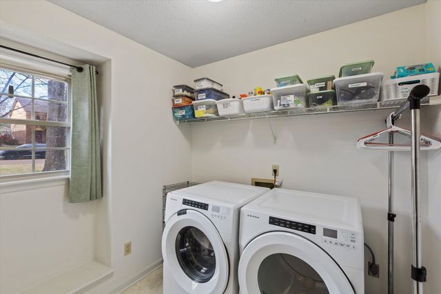 382 BOOTH LN, Collierville, TN 38017