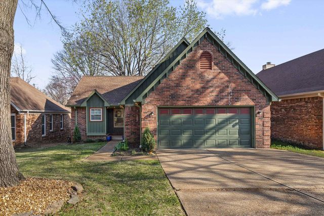 382 BOOTH LN, Collierville, TN 38017