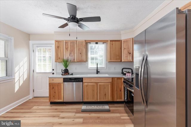 376 STONEWALL ST, Strasburg, VA 22657