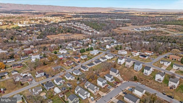 376 STONEWALL ST, Strasburg, VA 22657